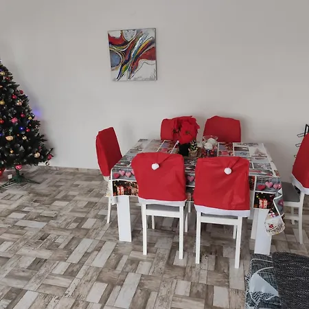 Kun Kuckó Casa de Férias Kiskunmajsa