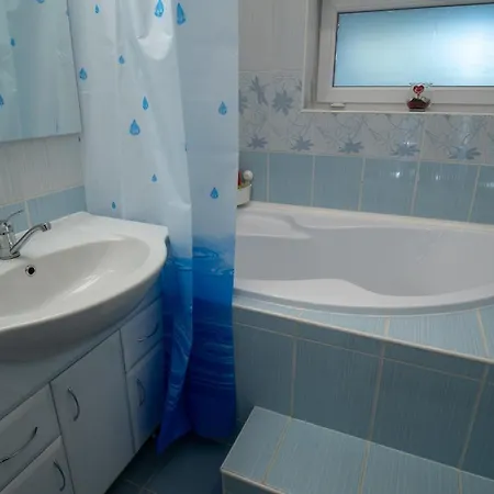 Holiday home Kun Kucko Vendeghaz